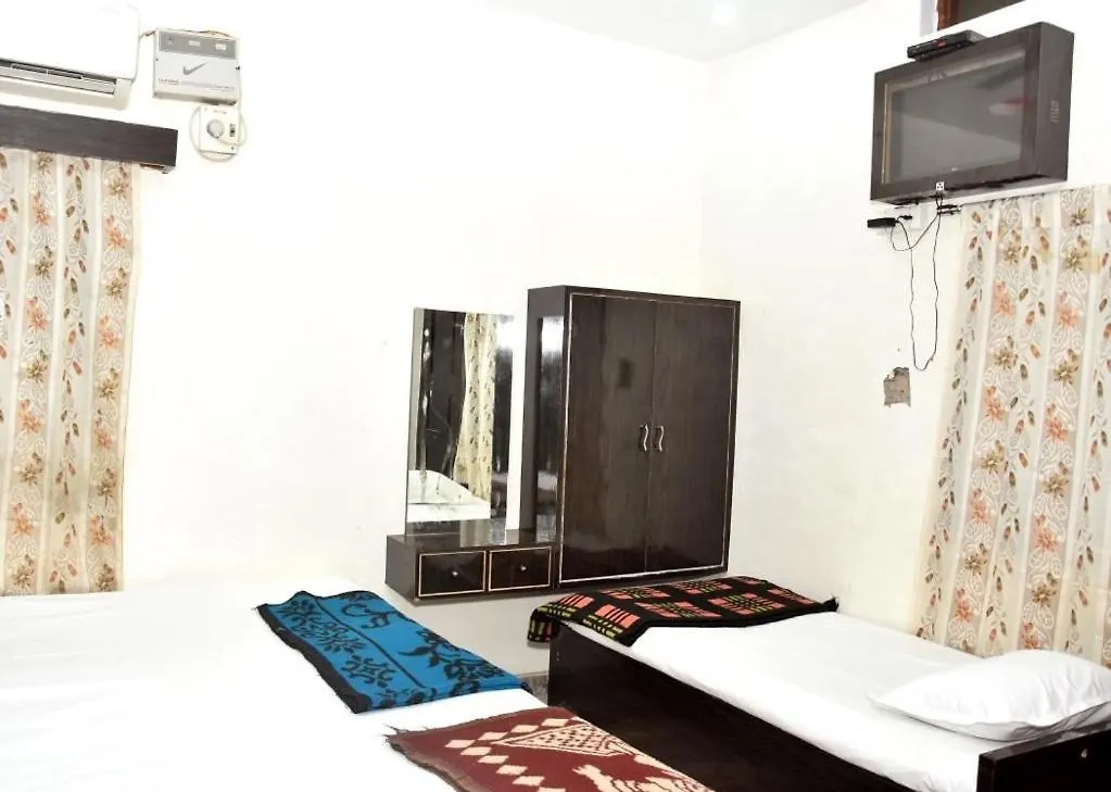 Prakash Guest House Varanasi